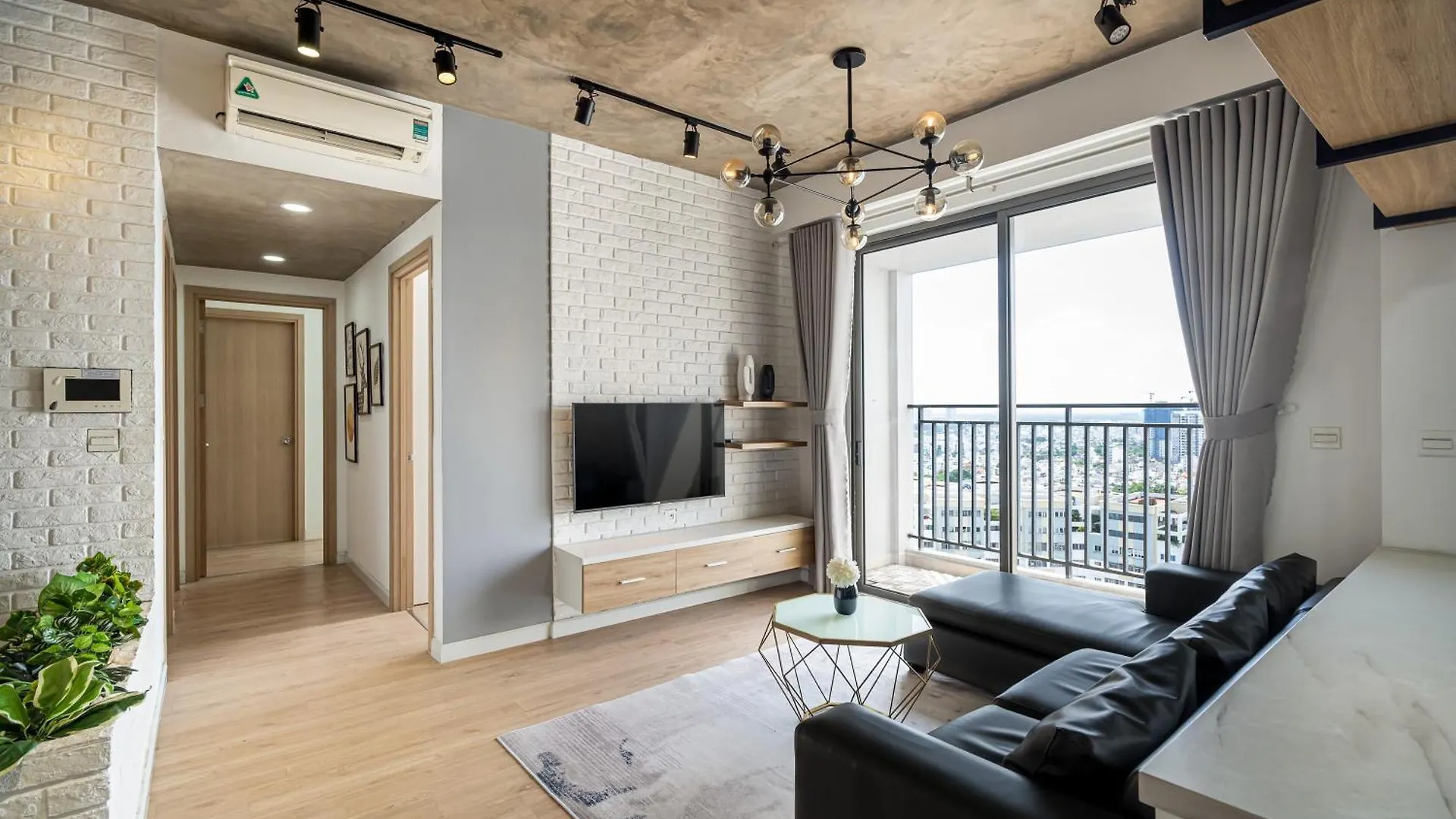 Rivergate - Saigon Royals - Tresor Modern Service Apartment - Haohomes 胡志明市