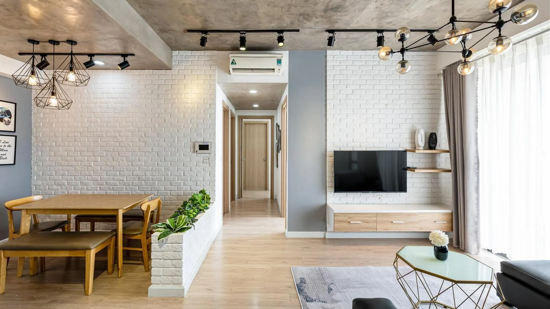 Rivergate - Saigon Royals - Tresor Modern Service Apartment - Haohomes 胡志明市
