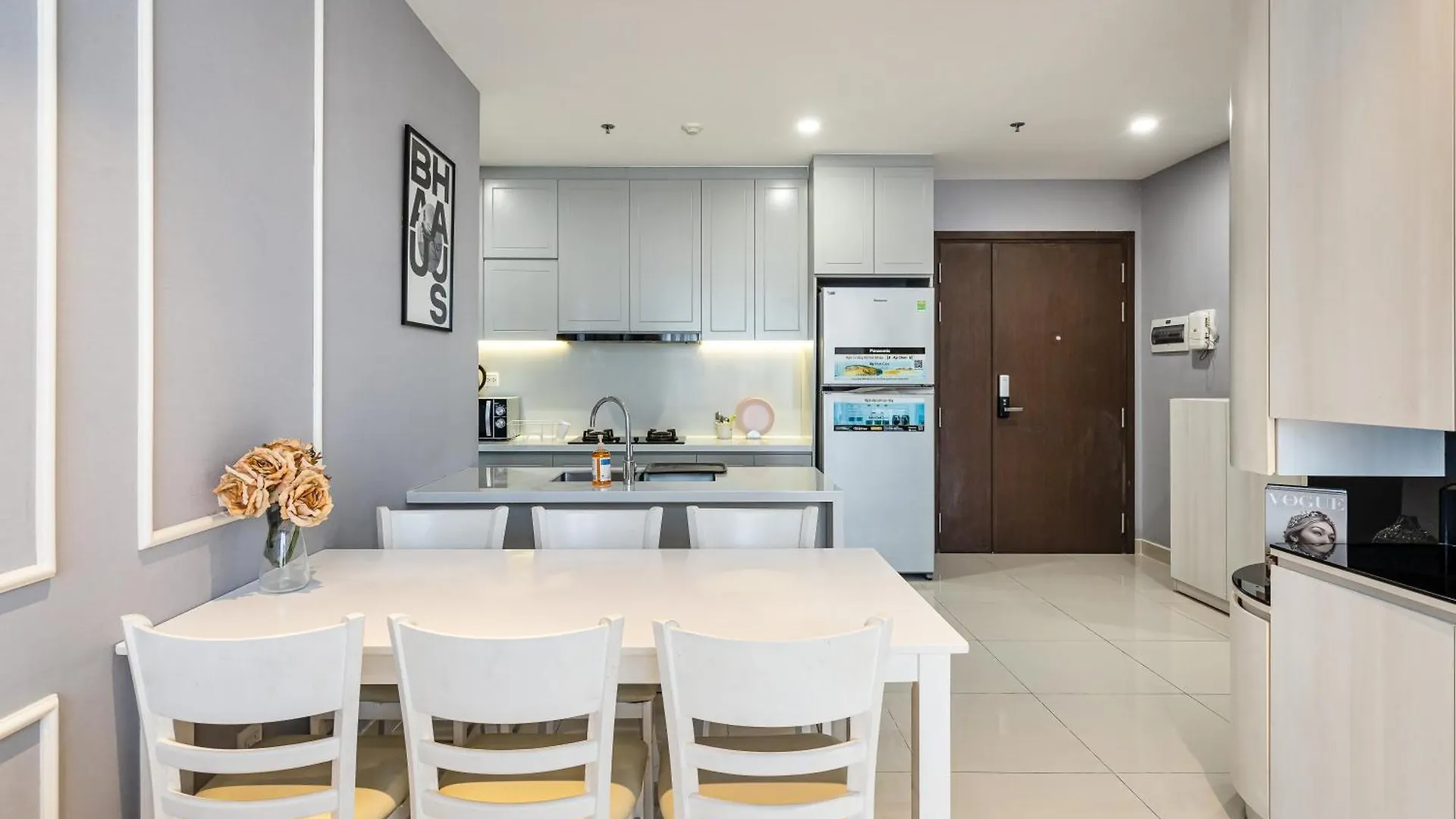 Rivergate - Saigon Royals - Tresor Modern Service Apartment - Haohomes Ho Chi Minh City
