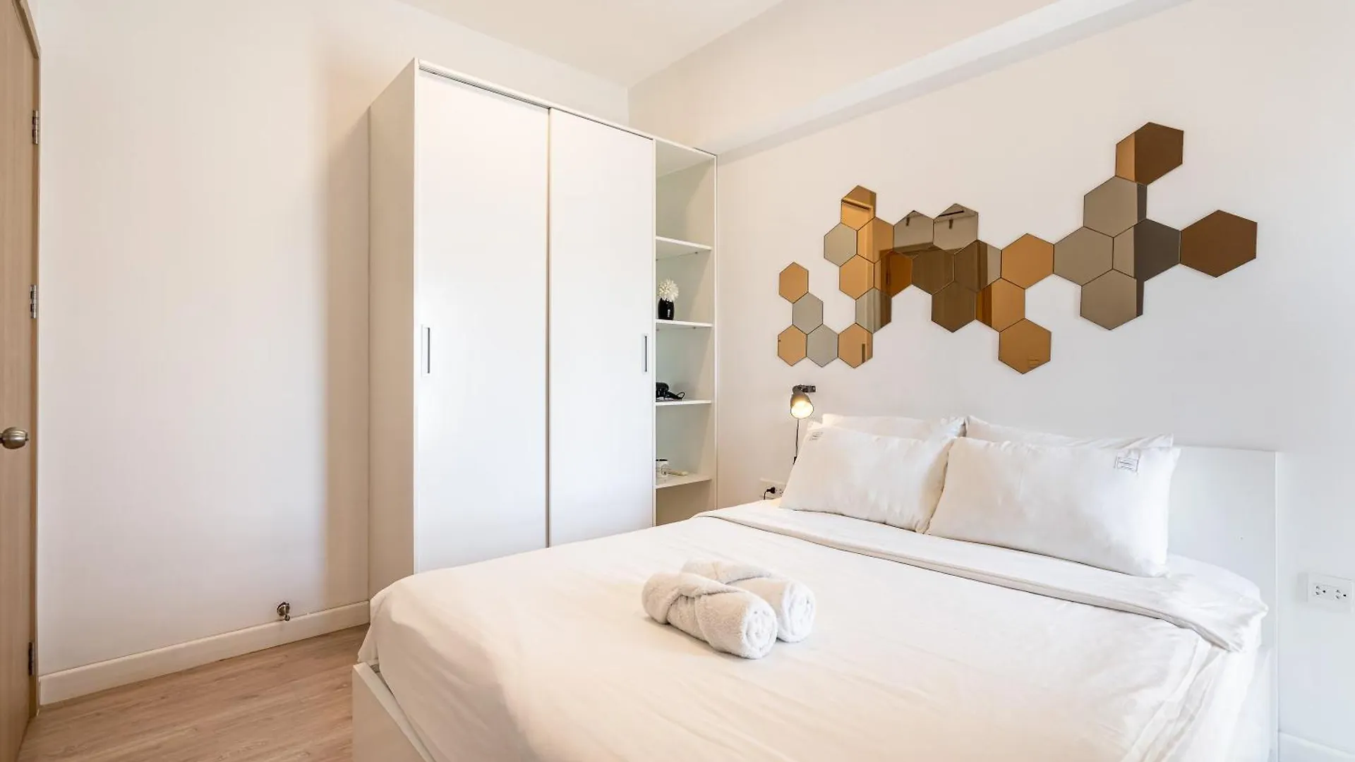 Rivergate - Saigon Royals - Tresor Modern Service Apartment - Haohomes Ho Chi Minh City 0*,  Vietnam
